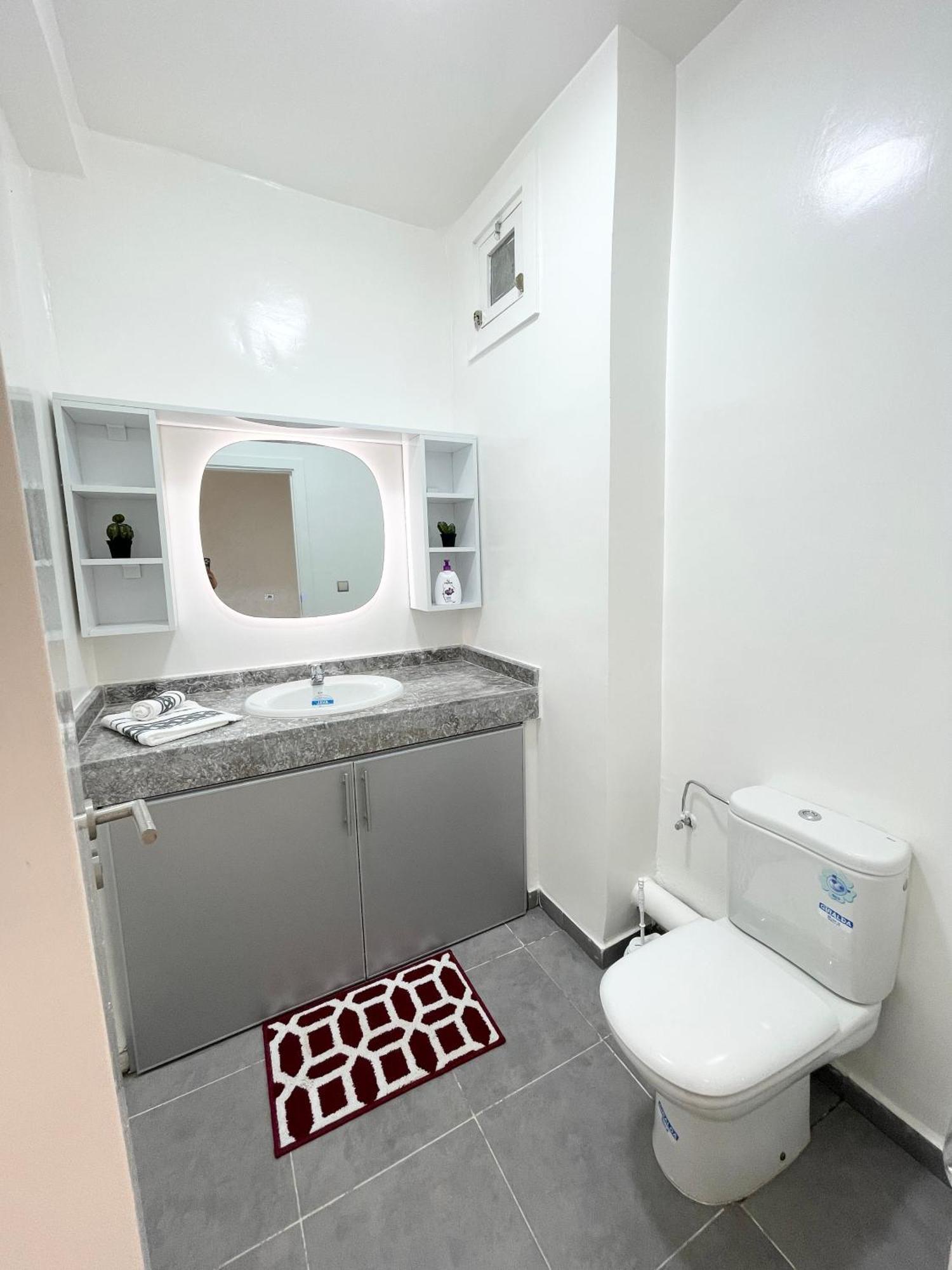 Appartement Vue Sur Piscine Et Montagne Imi Ouadar 타가주트 외부 사진
